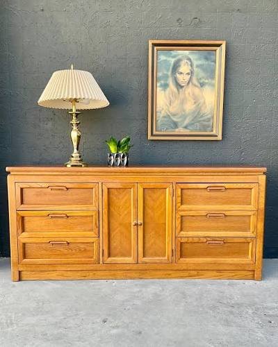 1980's Broyhill Premier Ming Collection Bedroom Set product image