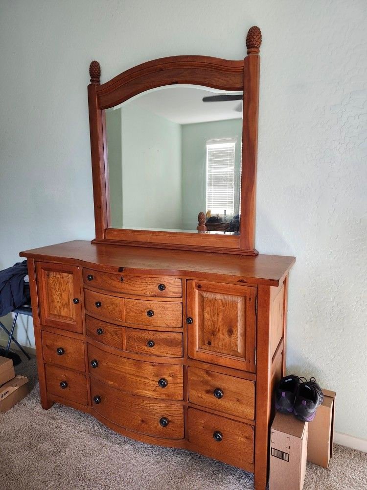 Continental Tapestry Triple Dresser product image